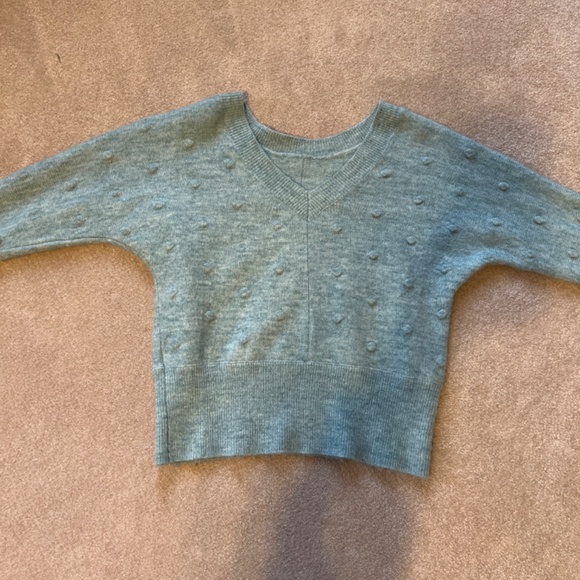 Sweater - Picture 3 of 5